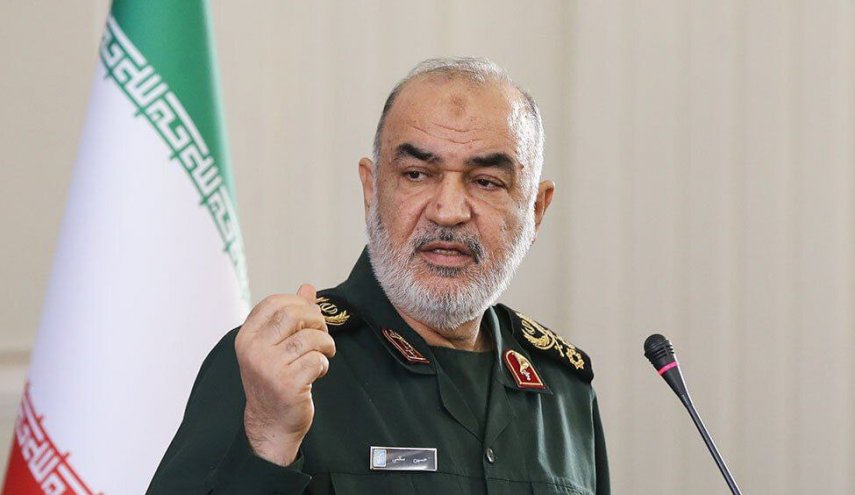 اللواء سلامي : يمكننا استهداف العوامات المتحركة بمسيّراتنا