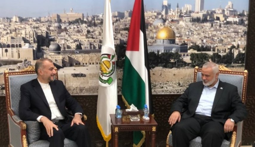 أمير عبداللهيان يجتمع بإسماعيل هنية في الدوحة

