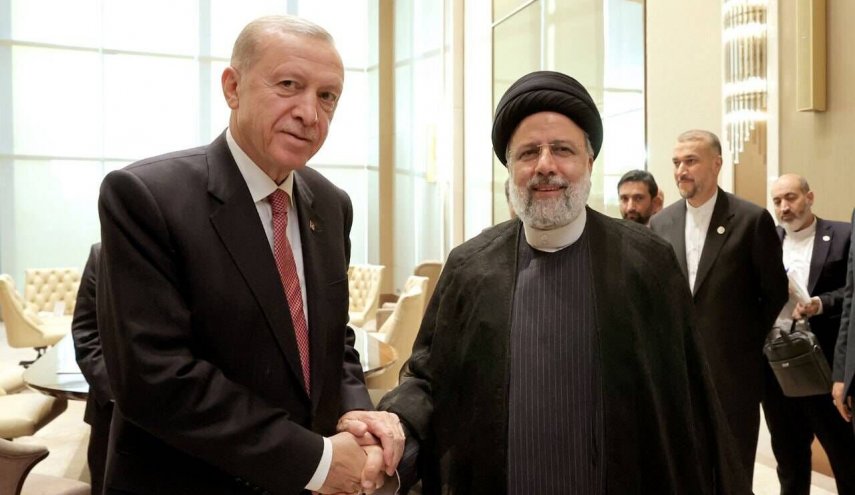 رئيسي وأردوغان یؤكدان أهمية قمة الرياض في وقف إطلاق النار بغزة
