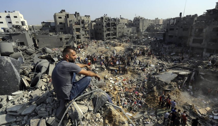 مسؤول عربي يرفض دخول أي قوة عربية إلى فلسطين