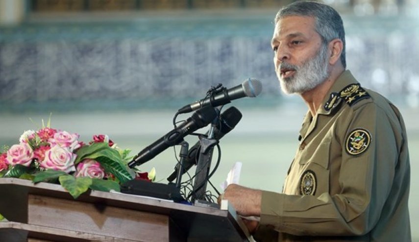 قائد الجيش: المواجهة الدائرة بين جبهتي الحق والباطل تحتم تقوية روح التعبئة