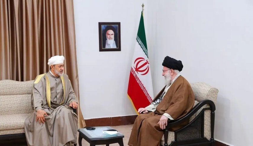 ماذا قال وزير تجارة عمان حول لقاء آية الله خامنئي وسلطان عمان؟