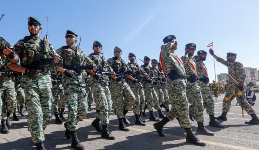 بالصور/الدفاع الايرانية تستبدل أسلحة جي-3 بسلاح متطور جديد