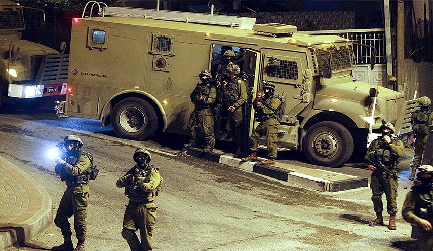 الاحتلال يعتقل عددا من الفلسطينيين اثر اقتحامه قراوة بني حسان