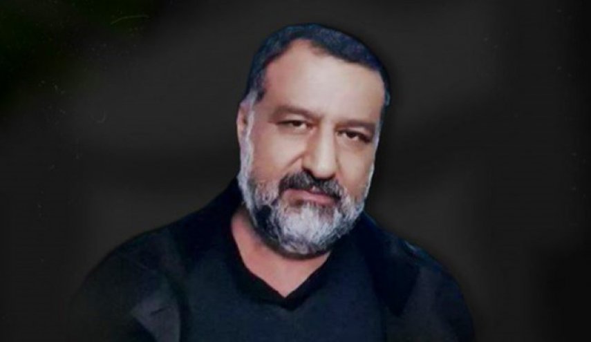 اقامة مراسم الوداع لجثمان الشهيد موسوي في مبنى معراج الشهداء بطهران