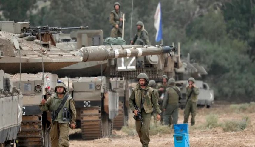 ضابط صهيوني يختطف رضيعة فلسطينية بغزة بعد استشهاد عائلتها!