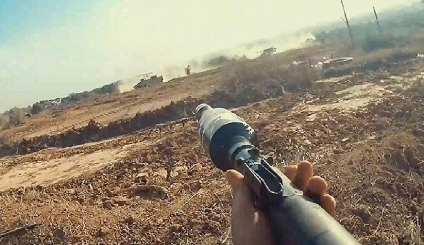 المقاومة تستهدف آليات الاحتلال بمحاور التوغل في غزة