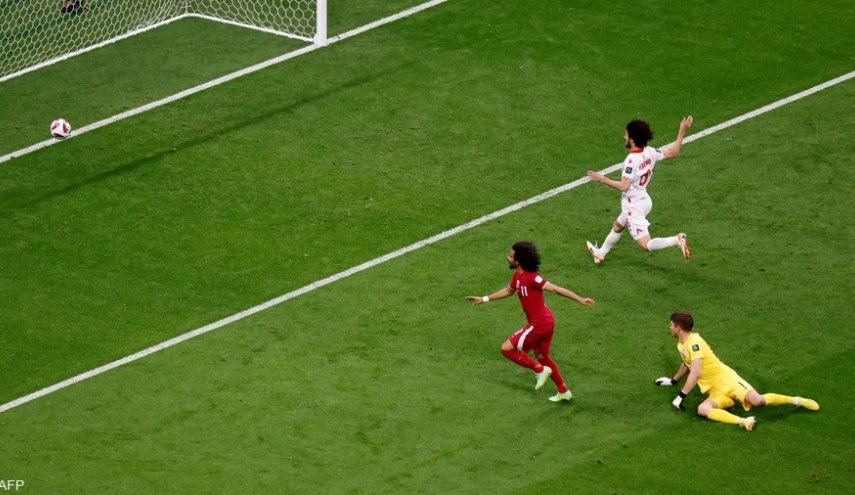 أول منتخب عربي يتأهل لدور الـ16 من كأس آسيا
