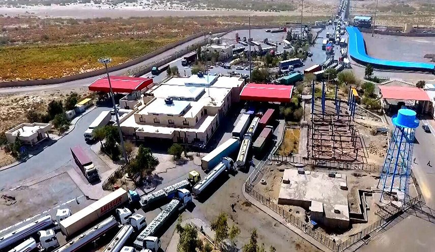 الصادرات الإيرانية لباكستان تلامس المليار دولار في 2023