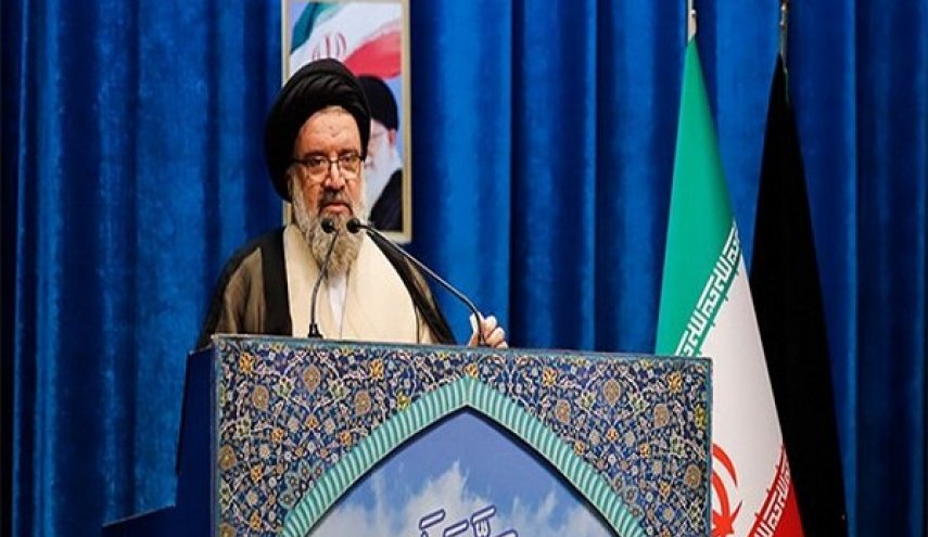  السيد خاتمي: ايران الاسلامية الدولة الاكثر استقلالا في العالم