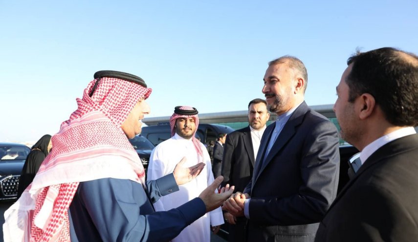 وزير الخارجية الايراني يصل الى الدوحة