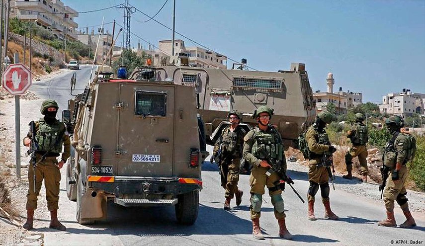 الاحتلال يشدد إجراءاته عند حاجز بيت فوريك