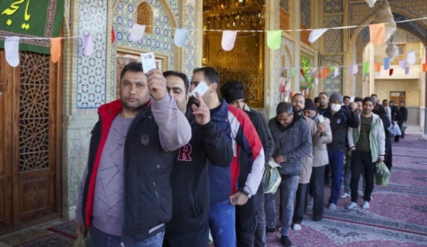 الانتخابات الايرانية.. تمديد فترة الاقتراع حتى منتصف الليل