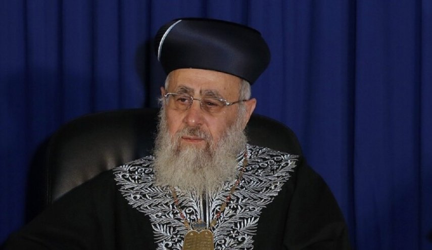 الحاخام الأكبر في إسرائيل: إن أجبرنا نتنياهو على التجنيد فسنغادر جميعا إلى خارج البلاد
