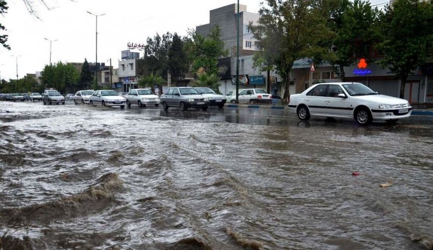 هشدار مدیریت بحران؛ ضرورت پرهیز از سفر غیرضروری و تردد در بستر رودخانه‌ها/ آماده باش کامل استان های سطح قرمز برای فردا و پس فردا
