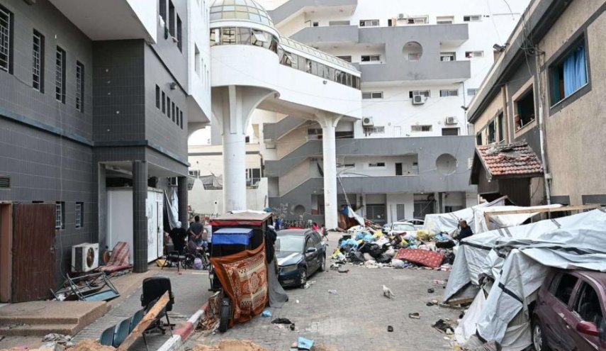 بعد رفضه ترك المرضى .. الاحتلال يعدم طبيبا فلسطينيا داخل مجمع الشفاء الطبي