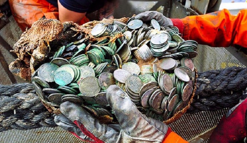 انتشال أكبر كنز في تاريخ البشرية من قاع البحر!