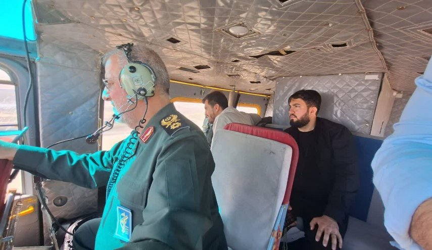 قائد القوات البرية لحرس الثورة يتفقد الحدود الجنوبية الغربية للبلاد