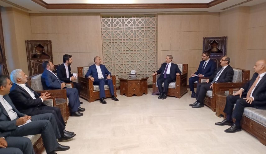 امير عبداللهيان يجري مباحثات مع المقداد في دمشق