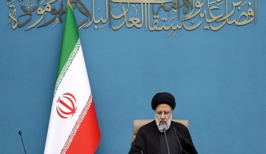 إيران تعزي إسماعيل هنية باستشهاد أبنائه وأحفاده
