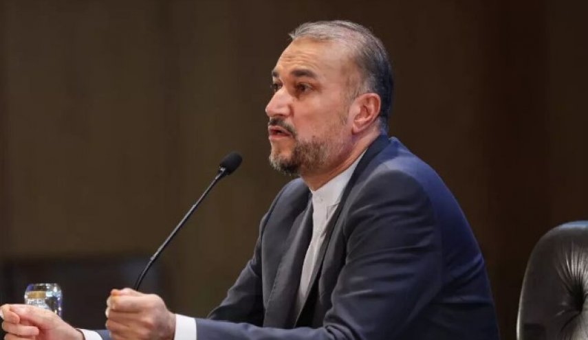 وزير الخارجية الايراني يتحدث عن مشاوراته مع نظرائه في عدد من الدول