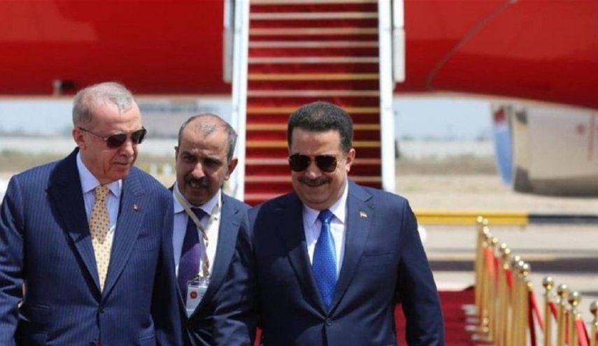 20 مذكرة تفاهم على الأجندة..  اردوغان يصل بغداد بعد غياب لـ13عاما 
