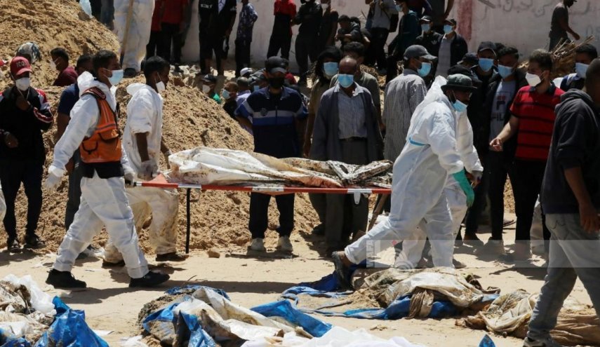 انتشال جثامين 310 شهداء من 3 مقابر جماعية في خان يونس