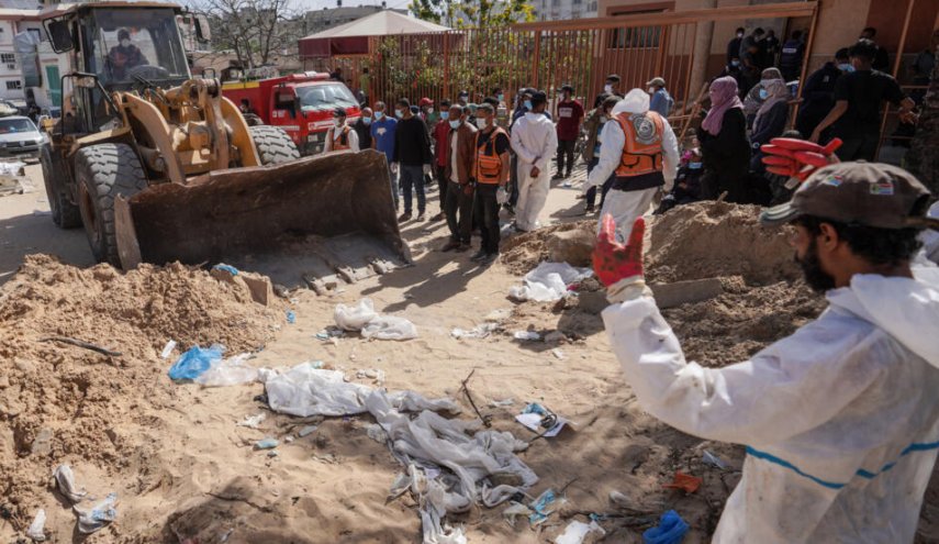 الاحتلال يعترف باستخراج جثث دفنت داخل مستشفى بغزة.. زعم بحثه عن رهائن