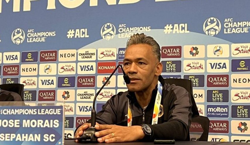 مدرب نادي سباهان أصفهان الإيراني، خوسيه مورايس، یعتنق الإسلام
