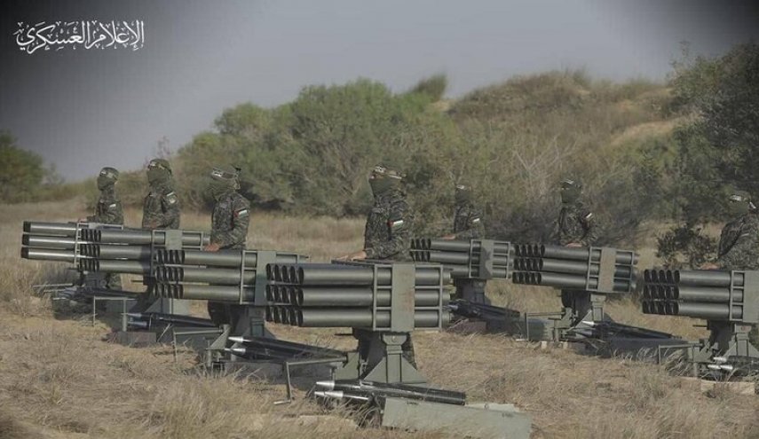 القسام تشعل النار بحشود لقوات الاحتلال بصواريخ 'رجوم'