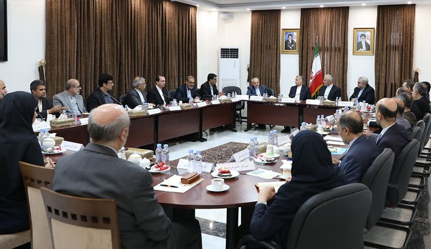 أمير عبد اللهيان: إيران تولي أهمية لتطوير العلاقات مع باكستان