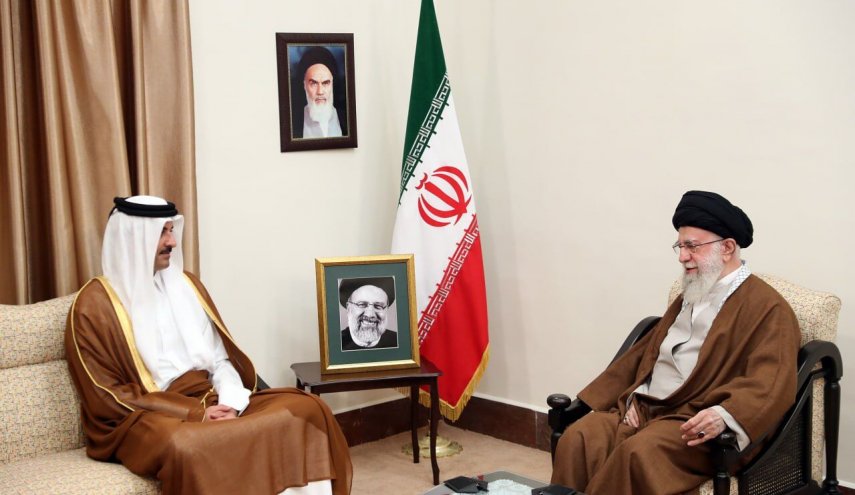 امير قطر يعزي قائد الثورة باستشهاد السيد رئيسي