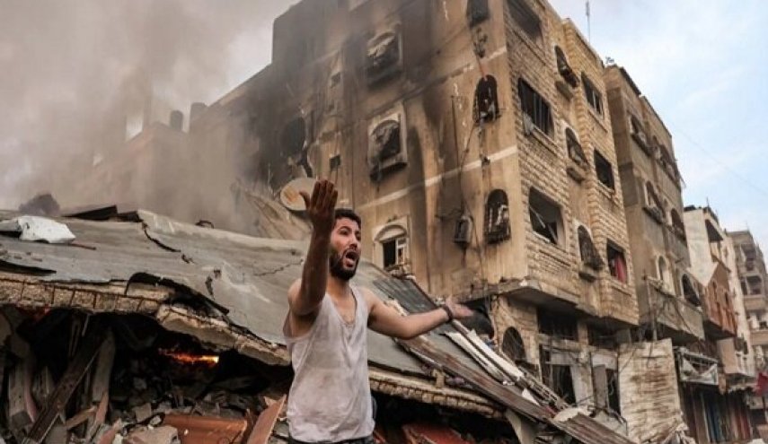 استشهاد واصابة فلسطينيين بقصف للاحتلال وسط قطاع غزة