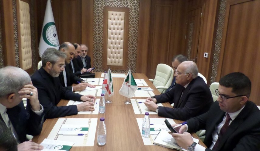 باقري وعطاف يدعوان لتوسيع العلاقات بين ايران والجزائر