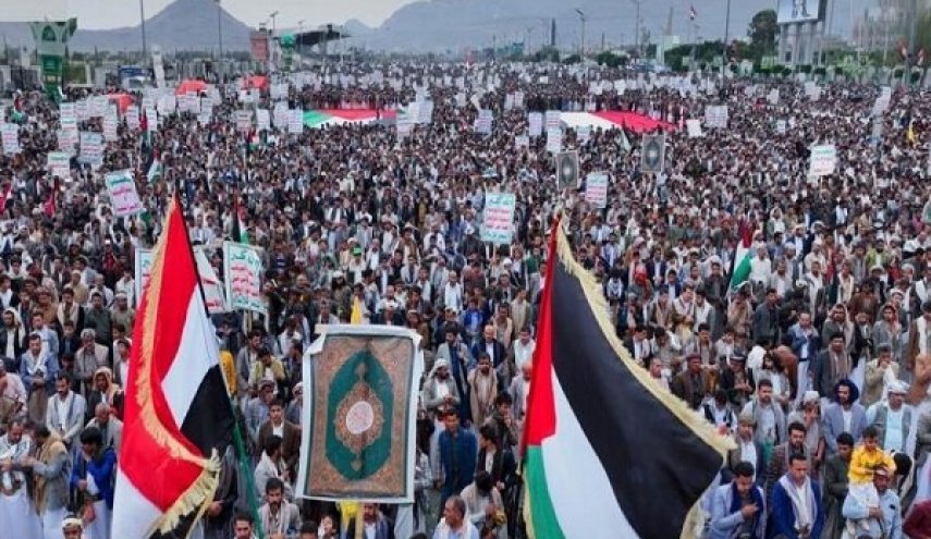 اليمن...مسيرات حاشدة في صعدة نصرة لاهالي غزة

