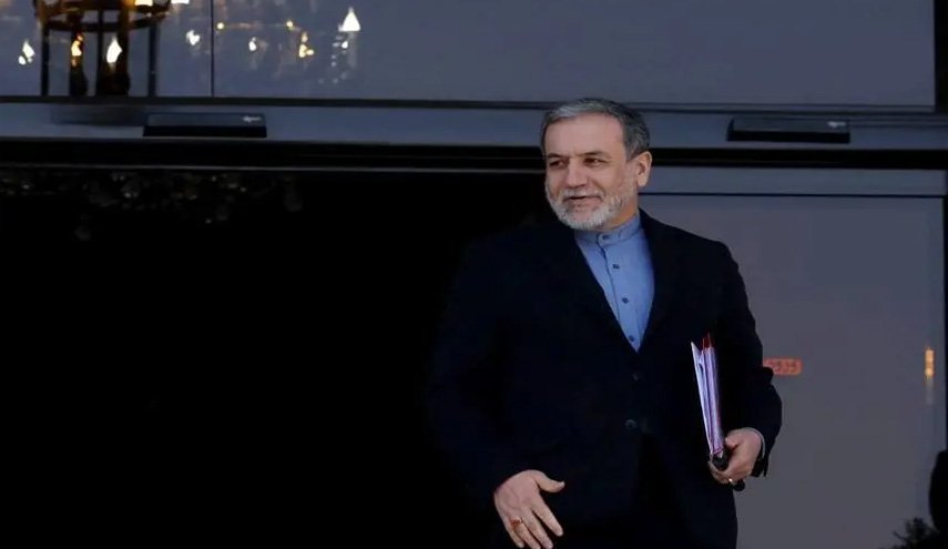 عراقجي يغادر عمّان متوجها إلى القاهرة 
