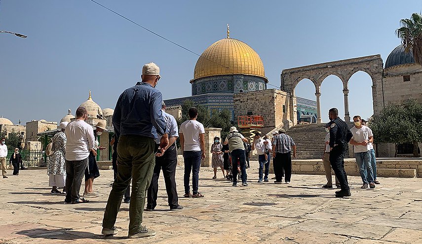 دائرة أوقاف القدس: مئات المستوطنين اقتحموا المسجد الأقصى