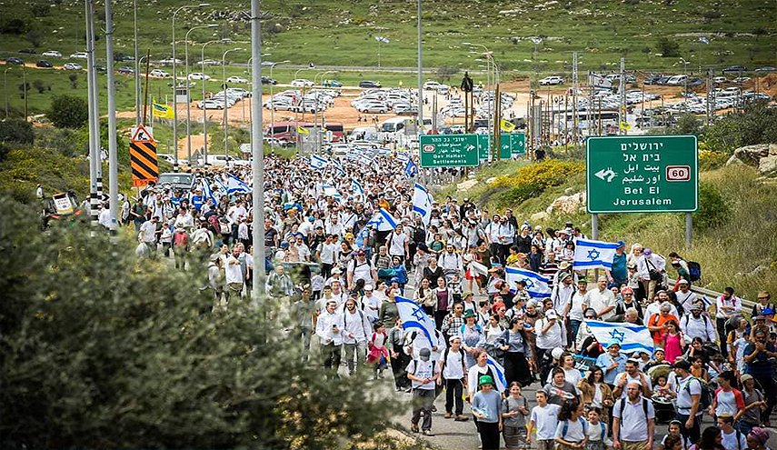 آلاف المستوطنين الصهاينة يقتحمون جبل 'صبيح' جنوب نابلس
