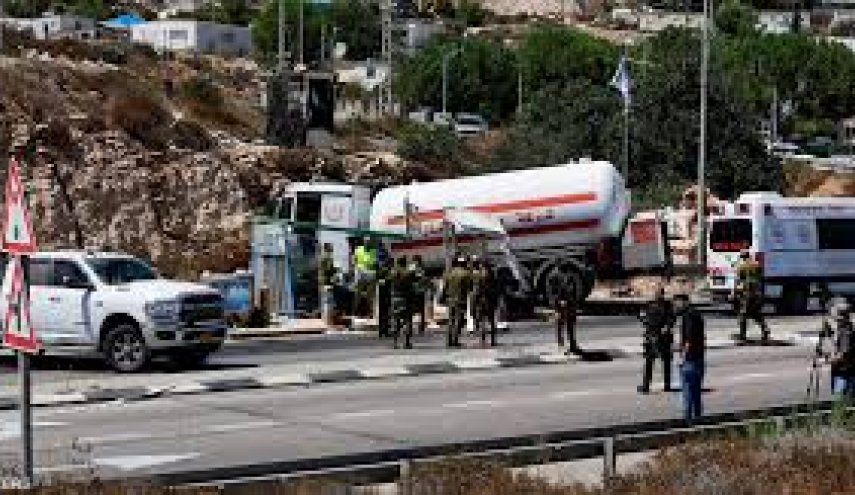 إصابتان في عملية دهس ثانیة قرب حزما شمالي القدس المحتلة 