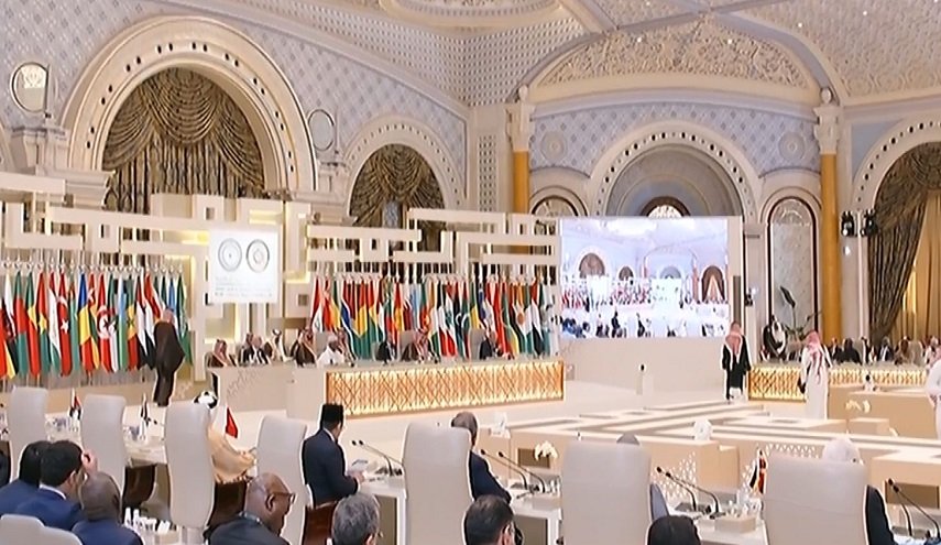 قمة الرياض.. تأكيد على ضرورة إيقاف المجازر وحرب الإبادة في غزة ولبنان