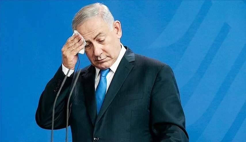 كاتب إسرائيلي: نتنياهو لن يغادر قبل أن يدمّر أركان الكيان بأكمله