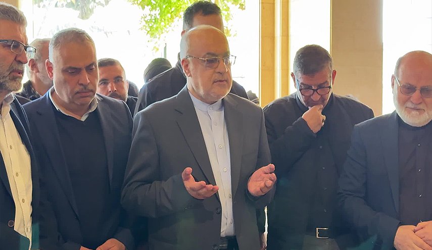 سفير ايران لدى بيروت يتفقد مكان استشهاد السيد نصرالله