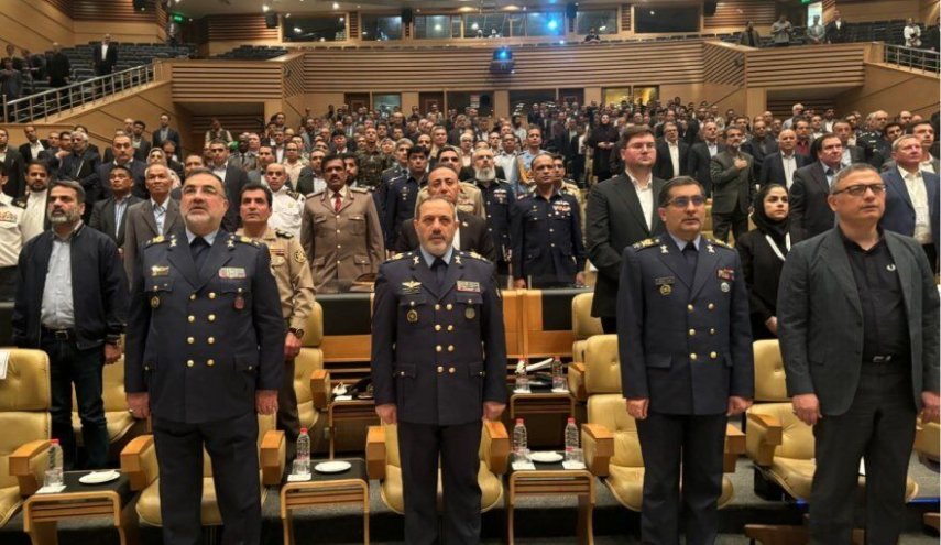 افتتاح معرض إيران الدولي للطيران والفضاء بحضور وزير الدفاع