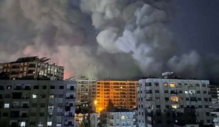 الاحتلال يواصل عدوانه على سوريا ويقصف أرياف دمشق واللاذقية وطرطوس
