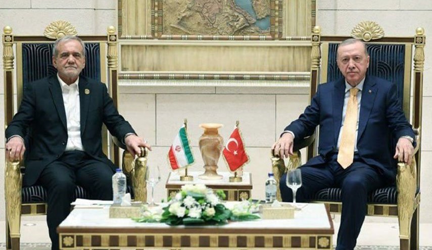 بزشكيان: تطورات سوريا يجب أن تكون مترافقة مع الحفاظ على وحدة أراضيها
