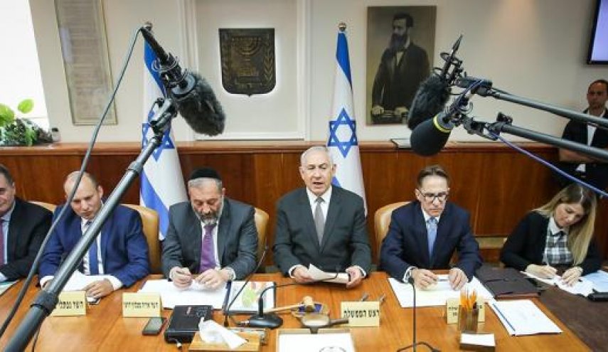 كابنيت الكيان يصادق على تنفيذ صفقة التبادل الأحد المقبل
