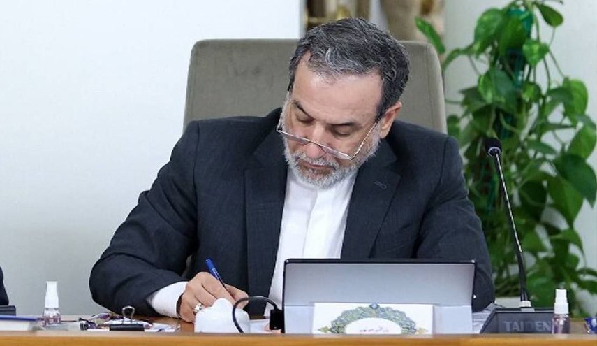 وزير الخارجية يبعث برسالة شكر إلى قائد الثورة الإسلامية

