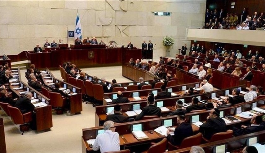 الإحتلال يصادق على مشروع قانون يمنع إبلاغ محكمة 