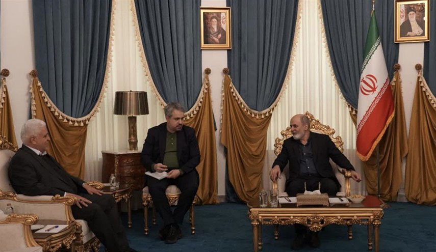 أمين مجلس الامن القومي الايراني يجتمع برئيس الحشد الشعبي العراقي