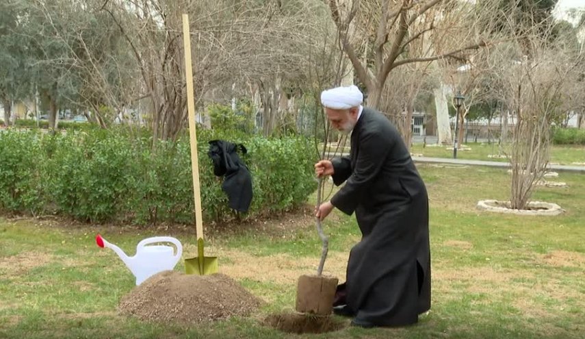 الكيان الصهيوني وداعموه يرتكبون أبشع الجرائم بحق البيئة والإنسان